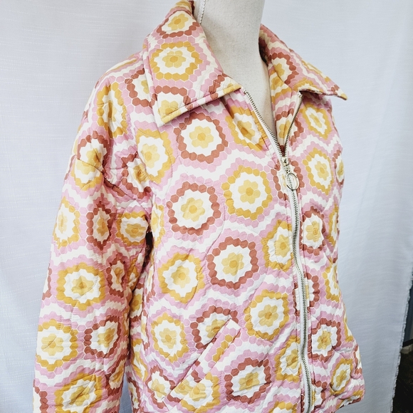 Show Me Your Mumu Powder Puffed Jacket size Small - Picture 8 of 14
